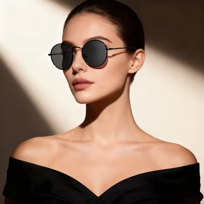 Lunettes de soleil rondes en métal pour femmes