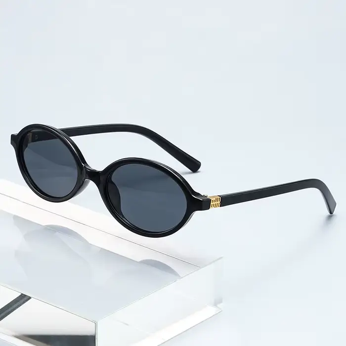Petites lunettes de soleil ovales tendance à motif léopard pour femme, anti-lumière bleue, sans maqu