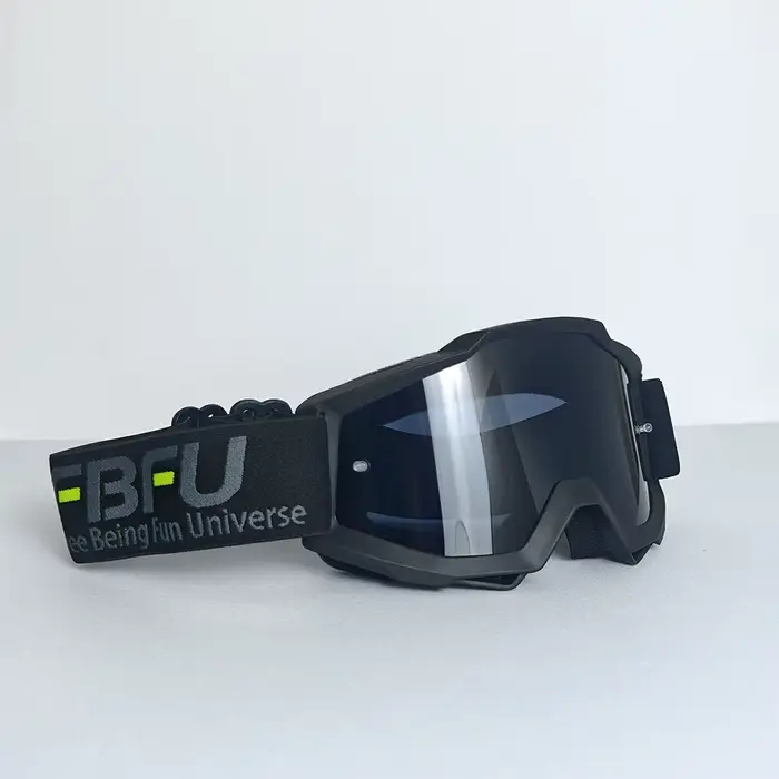 Lunettes de protection pour le travail sur le terrain, résistantes au vent et au sable, anti-éclabou