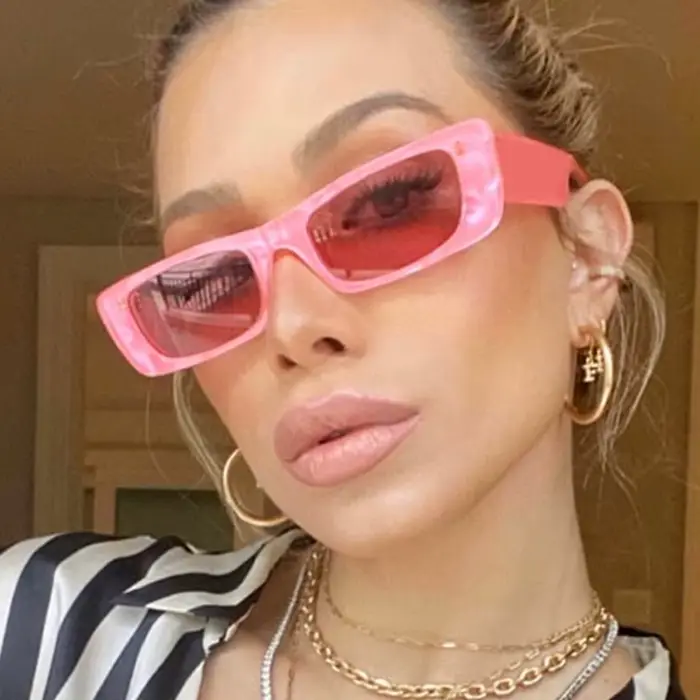 Lunettes de soleil vintage roses petites pour femmes