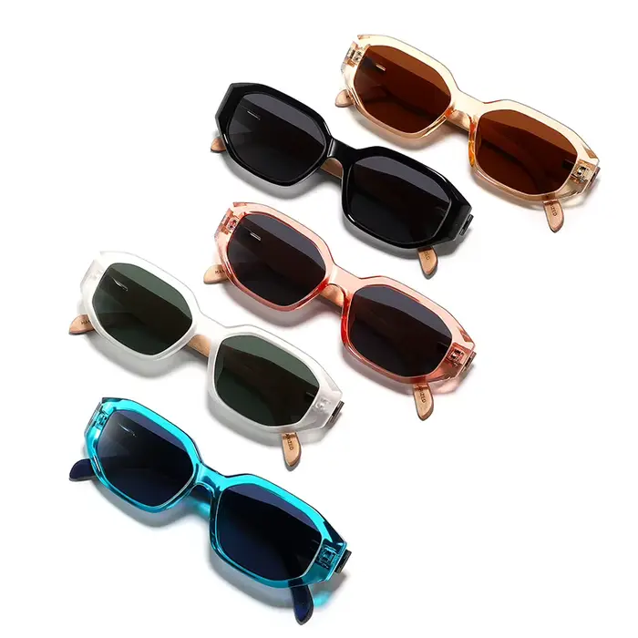 Lunettes de soleil style Bayonetta pour femmes