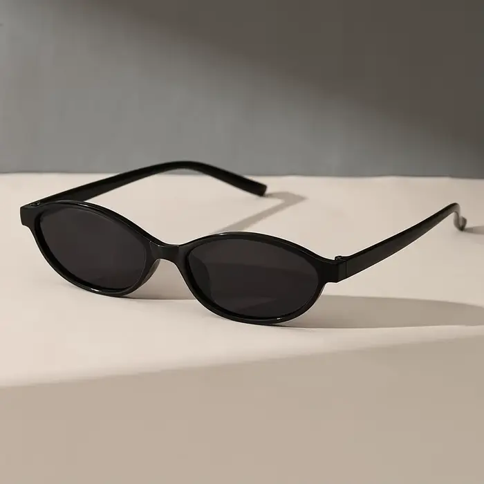 Lunettes à monture ovale en plastique pour femmes