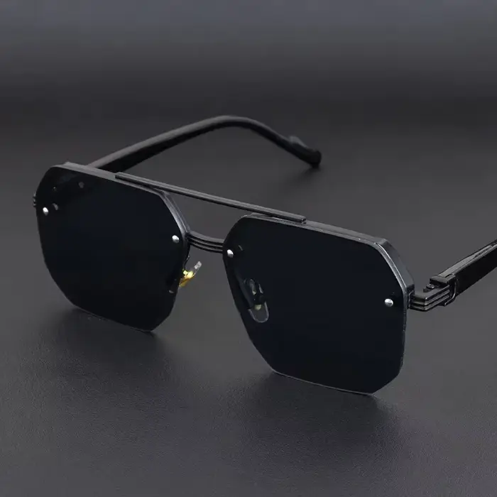 Lunettes de soleil métalliques pour hommes
