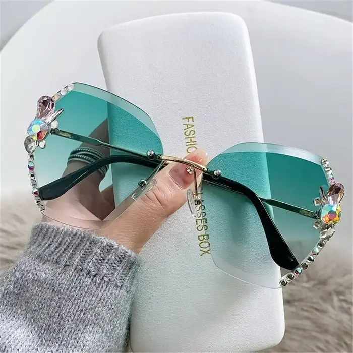 Lunettes de soleil sans monture avec strass, protection UV, pour la plage, les voyages, le streetwea