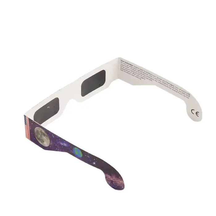 Lunettes éclipse solaire en papier