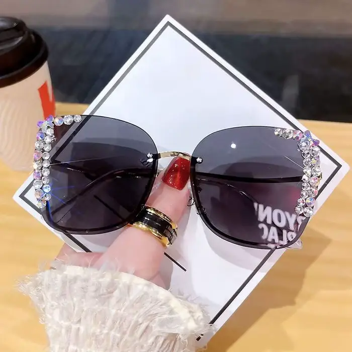 Nouvelles lunettes de mode en diamant pour dames
