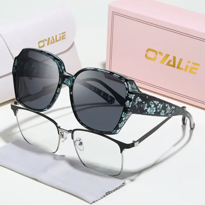 Lunettes de soleil Oyalie surdimensionnées à monture à motifs