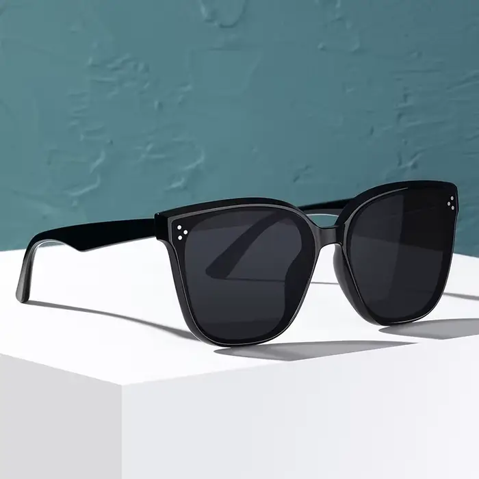 CLLOIO nouvelle tendance lunettes de soleil pour femmes et hommes conception Simple