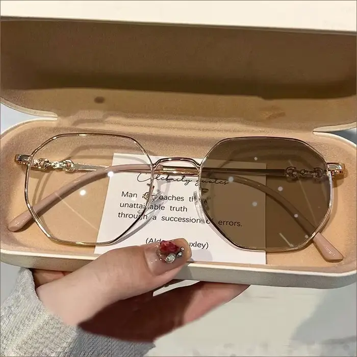Lunettes de vue courtes intelligentes à couleur changeante, nouvelle mode, monture surdimensionnée, 