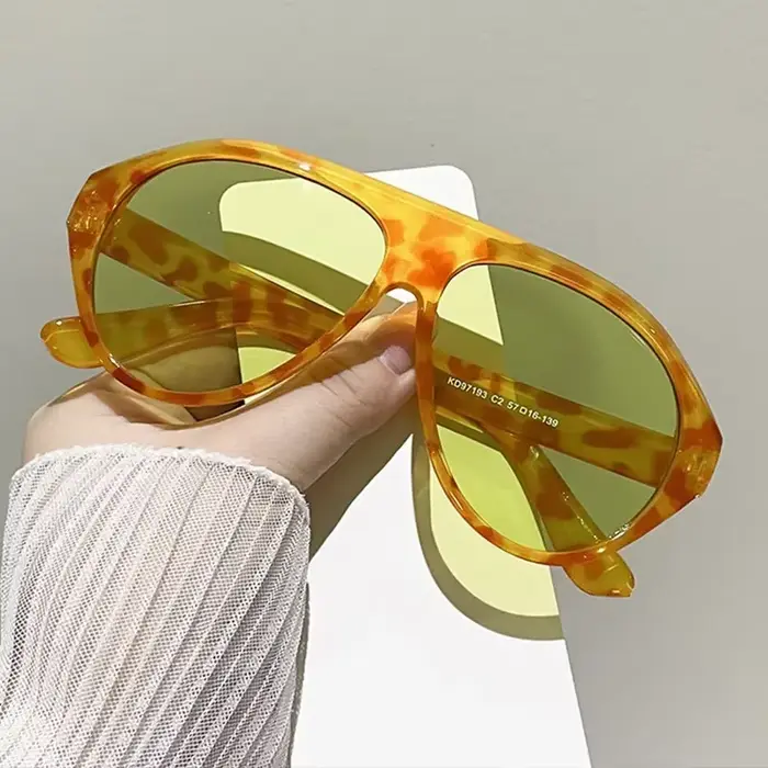 Mode pilote surdimensionné lunettes de soleil