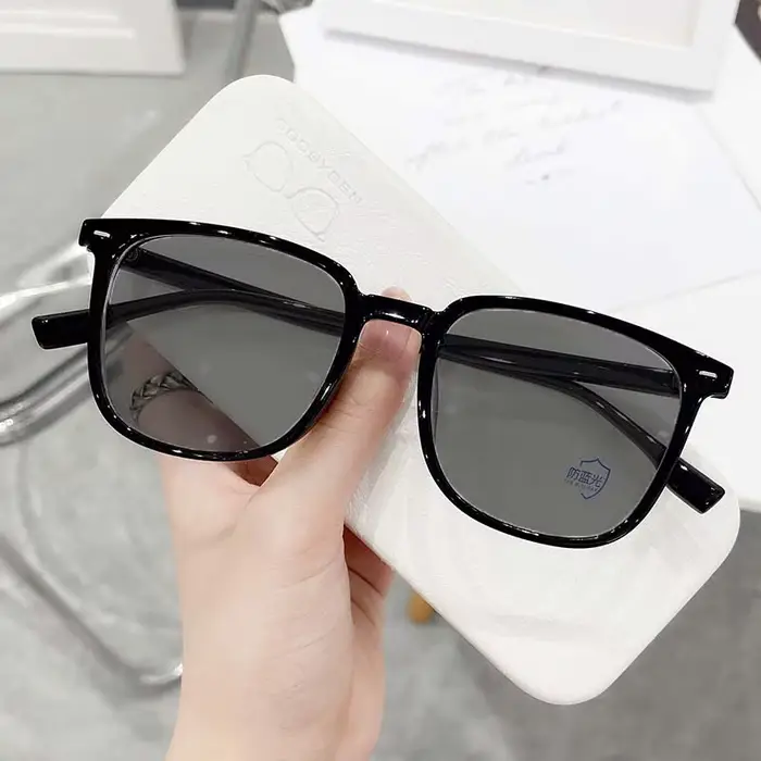 Lunettes de soleil myopie à cadre noir pour hommes