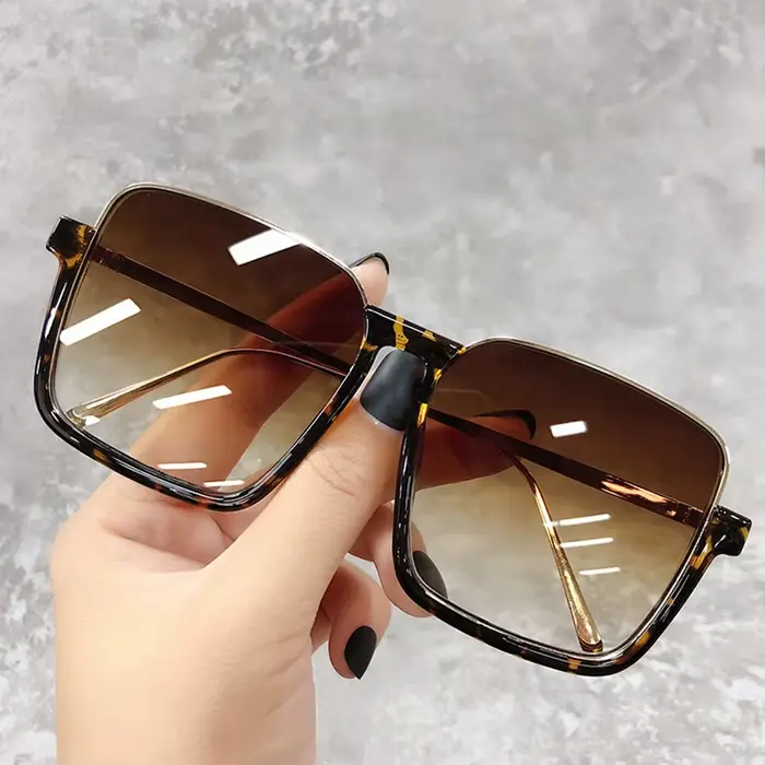Lunettes de soleil femme 2026, grand cadre carré, design de marque de luxe, couleurs dégradées, styl