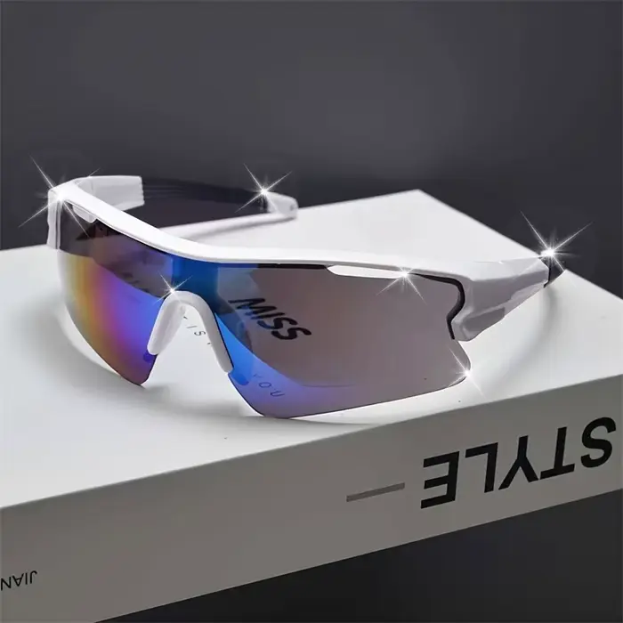 Nouveau Punk épicé fille lunettes de soleil mode femmes Sports de plein air lunettes de soleil Vinta