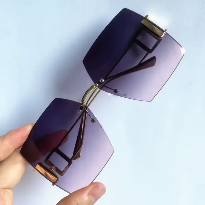 Nouvelles Lunettes de Soleil Femme Sans Monture Carrées Anti-UV, Verres Surdimensionnés, Branches en