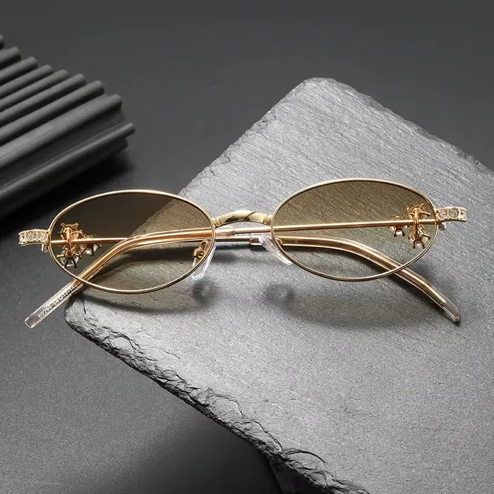 Lunettes de soleil de protection UV élégantes et haut de gamme ornées de diamants, lunettes de solei
