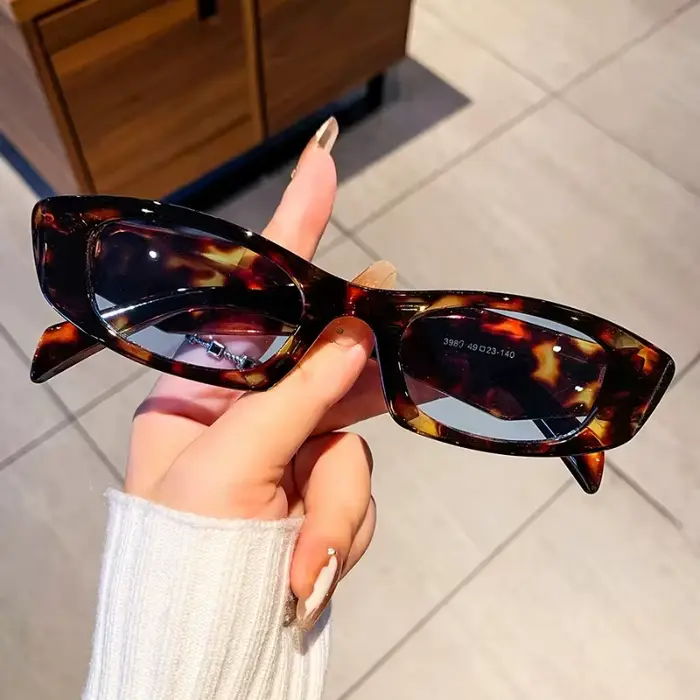 Lunettes de soleil tendance pour femme
