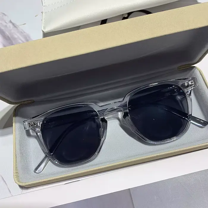Nouvelles lunettes de soleil carrées vintage pour femmes et hommes