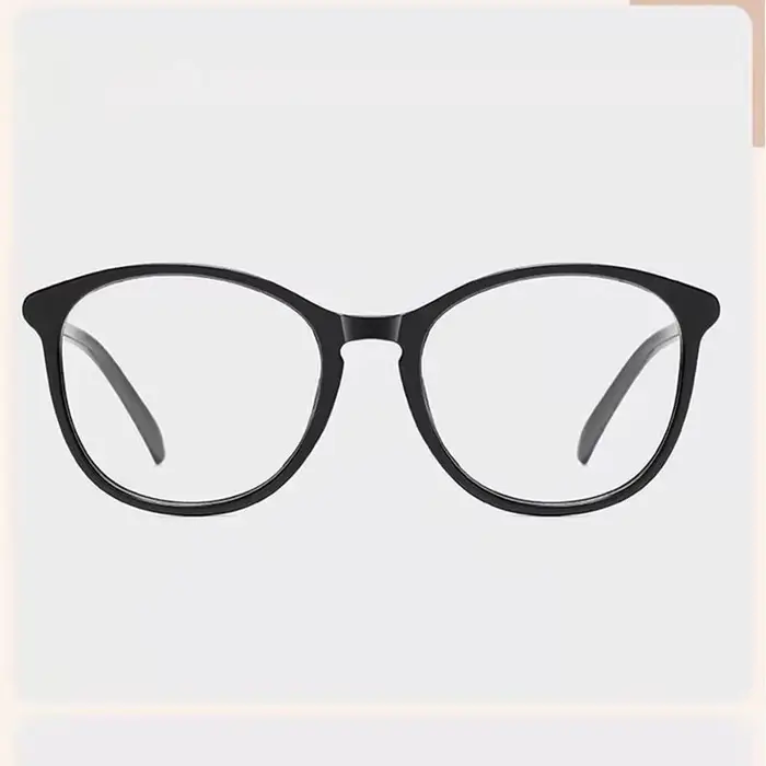 Lunettes classiques à monture noire pour femmes