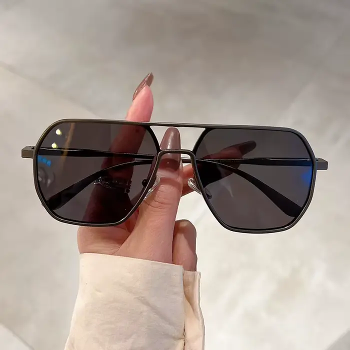 Lunettes photochromiques polarisées carrées, monture métallique pour hommes et femmes, idéales pour 