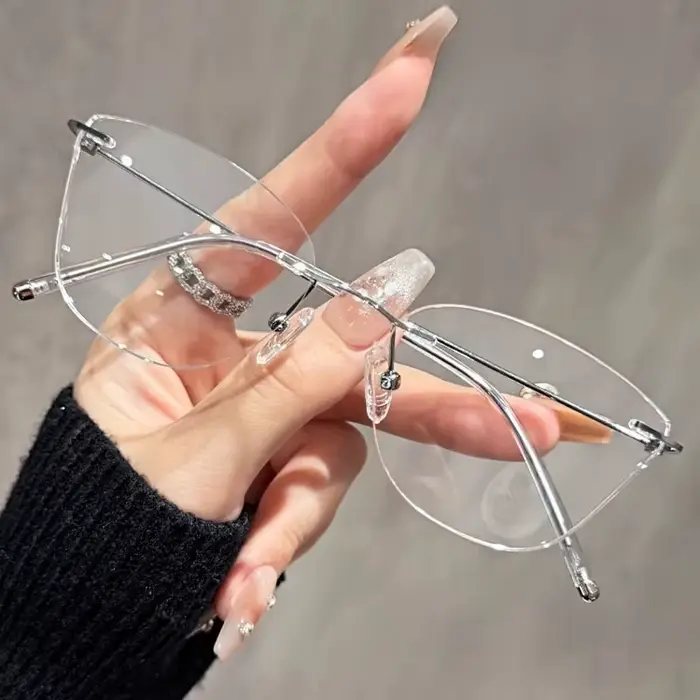 Lunettes Métalliques Sans Monture Effet Œil de Chat