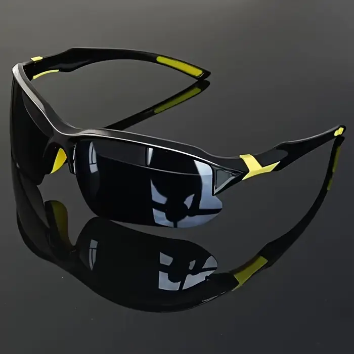 Des lunettes de soleil semi-cerclées élégantes pour hommes