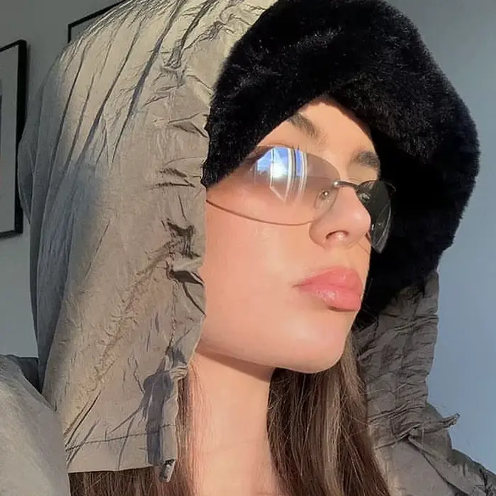 Lunettes de soleil ovales sans monture pour femmes