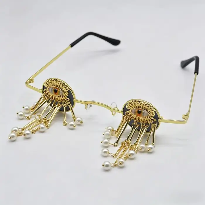 Lunettes de soleil œil de sorcière pour femme, style rétro, avec perles et pompons, petite monture r