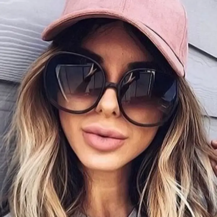 Lunettes de soleil classiques Vintage en plastique pour femmes
