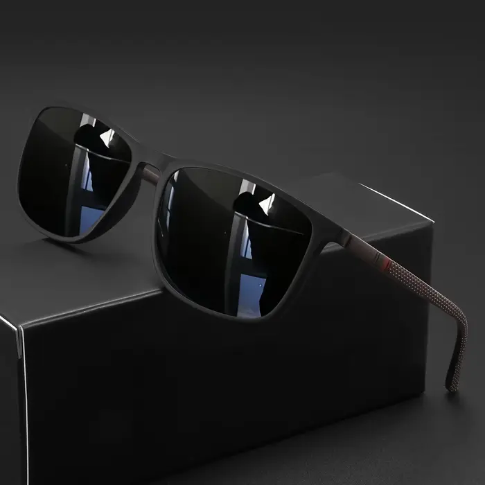 Lunettes de soleil carrées classiques à la mode – Monture légère avec branches à rayures rouges/vertes