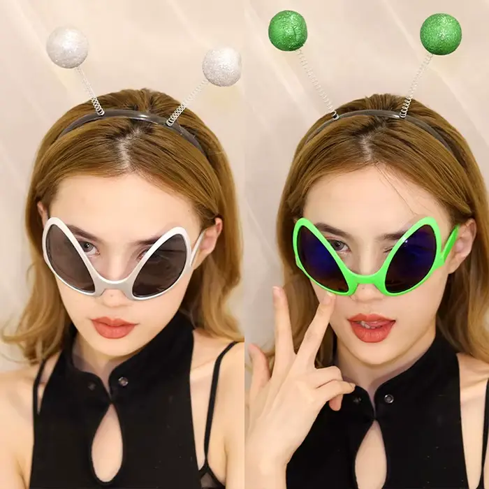 Lunettes de soleil extraterrestres drôles