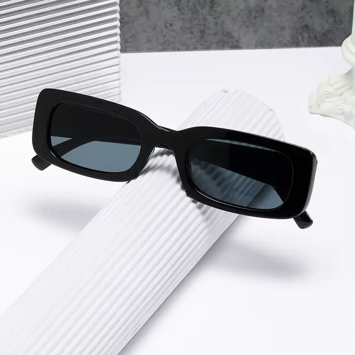 Lunettes de soleil carrées d'été pour femmes