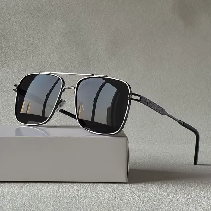 Lunettes de soleil carrées élégantes à Double pont