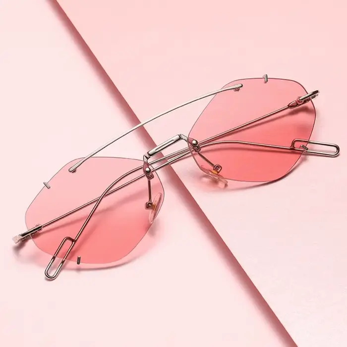 Lunettes de soleil hexagonales vintage