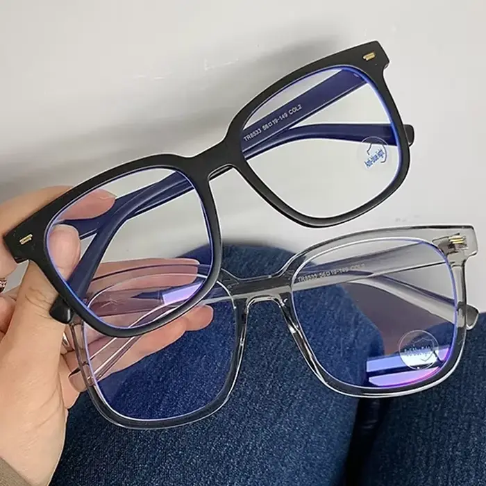 Lunettes japonaises noires