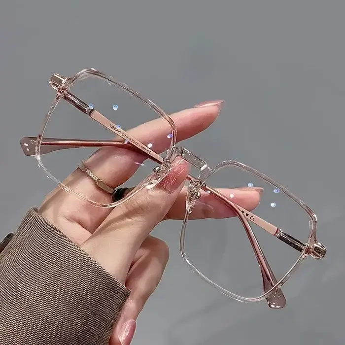 Lunettes de myopie ultralégères pour femmes, à la mode, à grande monture, bloquant la lumière bleue,