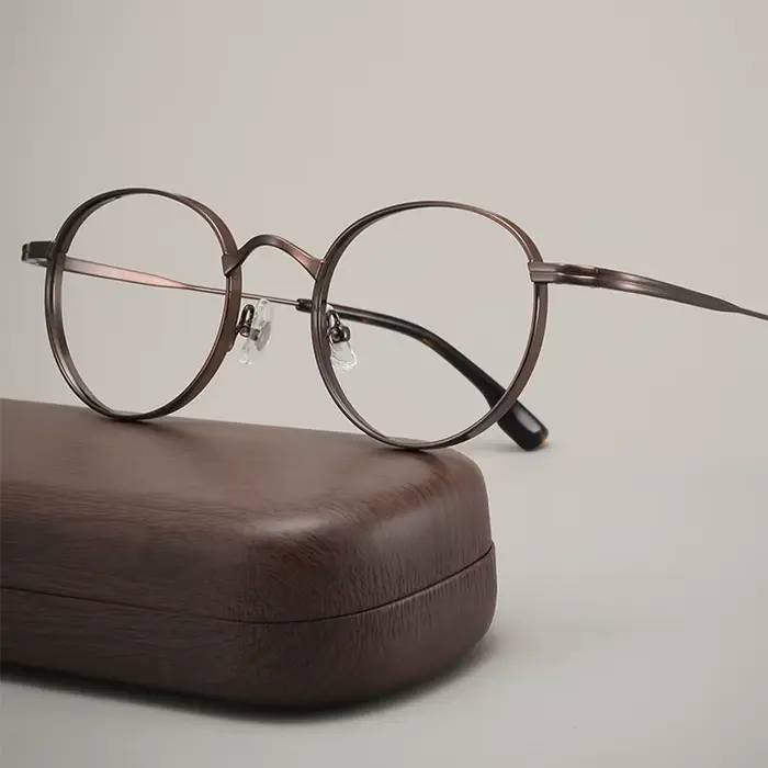 Nouveau petit rond lunettes en titane marque Design hommes femmes