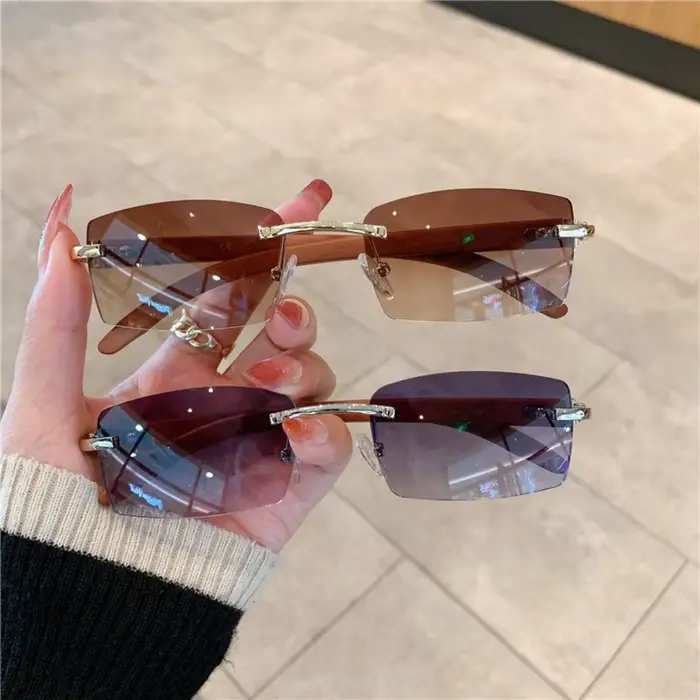 Lunettes de soleil à la mode