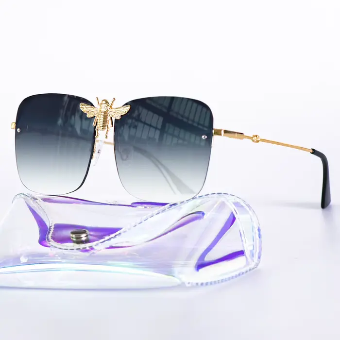Lunettes de soleil carrées en métal pour hommes et femmes, nuances rétro, grande équation, luxe, UV4