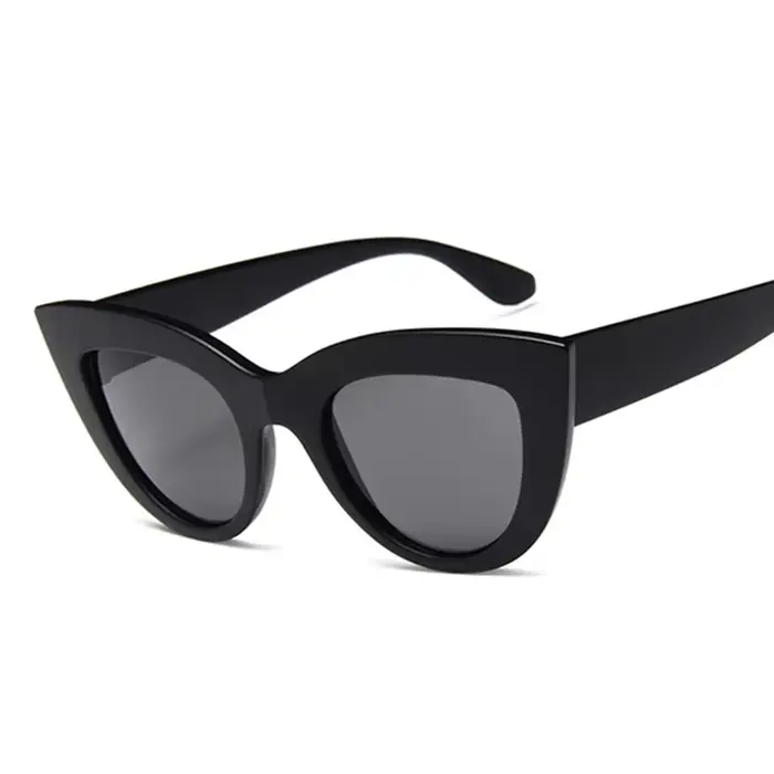 Nouveau rétro mode lunettes de soleil femme marque concepteur Vintage oeil de chat noir lunettes de 