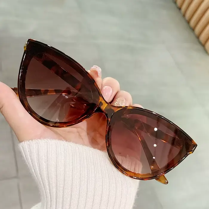 Lunettes de randonnée Anti-lumière œil de chat à grande monture pour femmes
