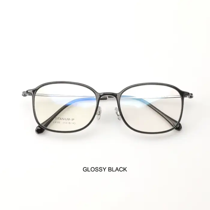 Lunettes ultralégères en titane pour femmes, montures de haute qualité, luxe, mode, claires, translu