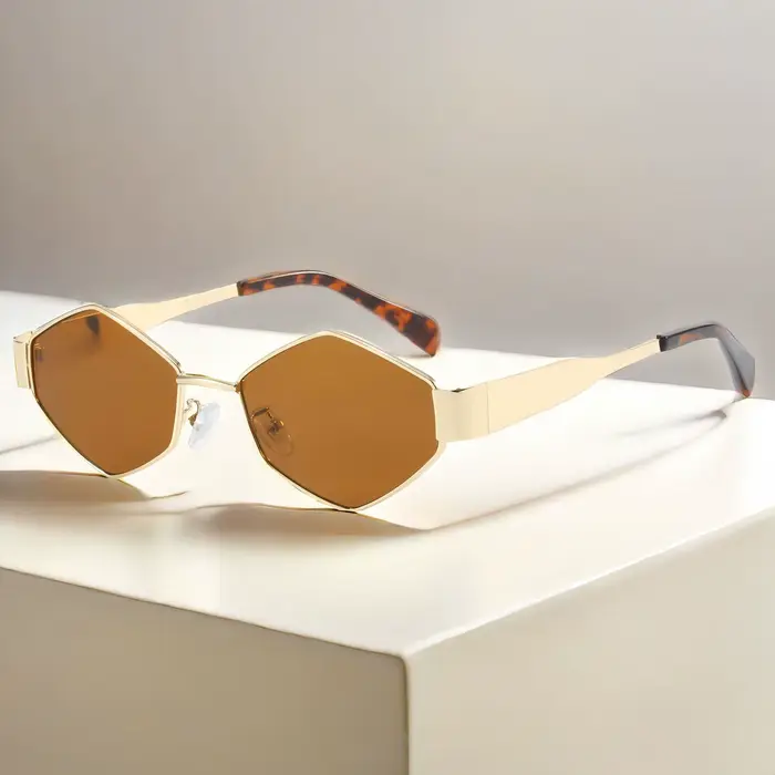 Mode hexagone lunettes de soleil femmes 2025 marque de luxe Design Unique polygone lunettes de solei