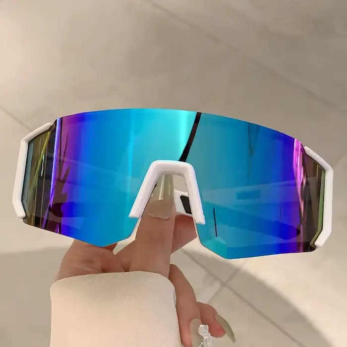 Nouvelles lunettes de soleil intégrées à grande monture colorées pour le cyclisme