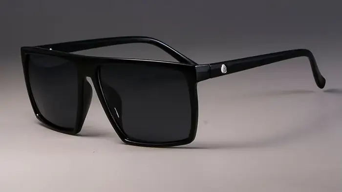 Lunettes de soleil tendance tête de mort, monture carrée de haute qualité, grande monture rétro, ver